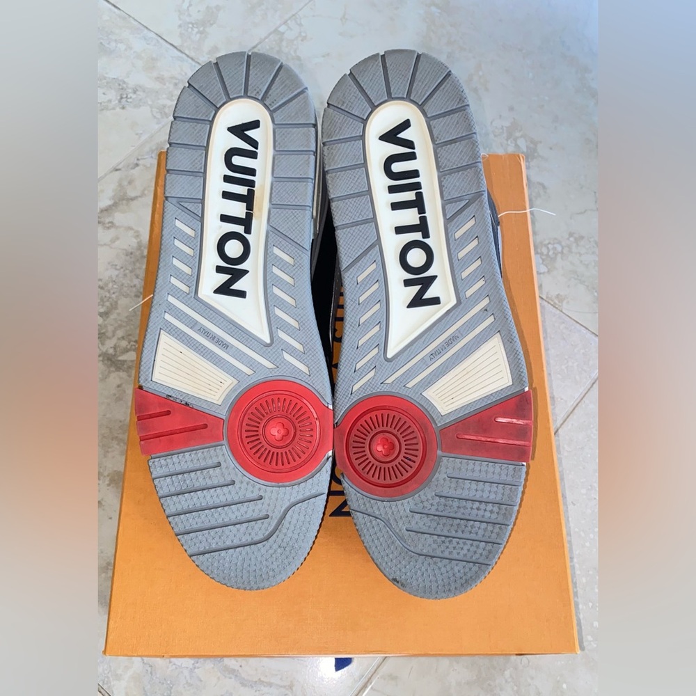 Louis Vuitton Black and Yellow Sneakers - Picture 7 of 8
